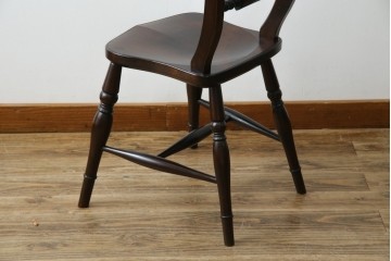 中古　美品　松本民芸家具　背貫のデザインが目を引くB型ワイコムチェア　定価約12万円相当　(R-084665)