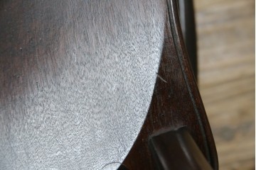 中古　美品　松本民芸家具　背貫のデザインが目を引くB型ワイコムチェア　定価約12万円相当　(R-084665)