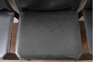 中古　美品　Cassina(カッシーナ)　412　CAB(キャブ)　MARIO BELLINI(マリオベリーニ)　シックでラグジュアリーな雰囲気を高めるアームレスチェア4脚セット(キャブチェア、ダイニングチェア、椅子、イス、バラ売り可能)(定価約120万円)(R-084667)