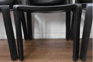 中古　美品　Cassina(カッシーナ)　412　CAB(キャブ)　MARIO BELLINI(マリオベリーニ)　シックでラグジュアリーな雰囲気を高めるアームレスチェア4脚セット(キャブチェア、ダイニングチェア、椅子、イス、バラ売り可能)(定価約120万円)(R-084667)
