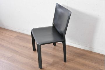 中古　美品　Cassina(カッシーナ)　412　CAB(キャブ)　MARIO BELLINI(マリオベリーニ)　シックでラグジュアリーな雰囲気を高めるアームレスチェア4脚セット(キャブチェア、ダイニングチェア、椅子、イス、バラ売り可能)(定価約120万円)(R-084667)