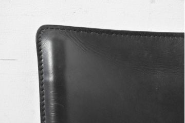 中古　美品　Cassina(カッシーナ)　412　CAB(キャブ)　MARIO BELLINI(マリオベリーニ)　シックでラグジュアリーな雰囲気を高めるアームレスチェア4脚セット(キャブチェア、ダイニングチェア、椅子、イス、バラ売り可能)(定価約120万円)(R-084667)