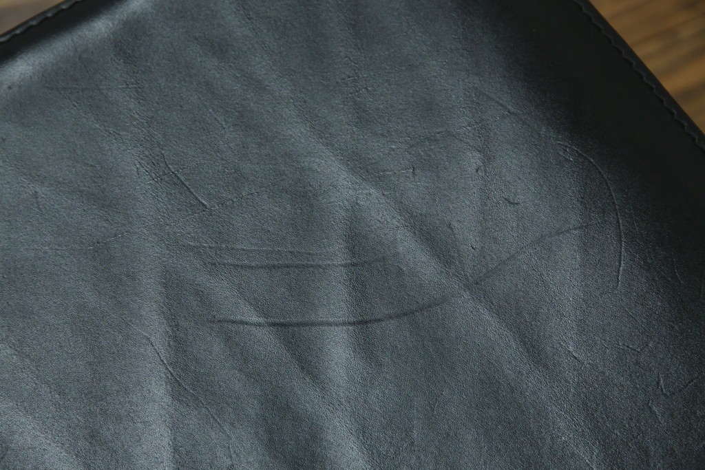 中古　美品　Cassina(カッシーナ)　412　CAB(キャブ)　MARIO BELLINI(マリオベリーニ)　シックでラグジュアリーな雰囲気を高めるアームレスチェア4脚　セット定価約120万円相当　(R-084667)