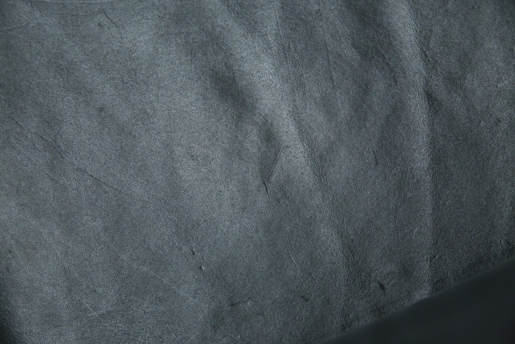 中古　美品　Cassina(カッシーナ)　412　CAB(キャブ)　MARIO BELLINI(マリオベリーニ)　シックでラグジュアリーな雰囲気を高めるアームレスチェア4脚　セット定価約120万円相当　(R-084667)