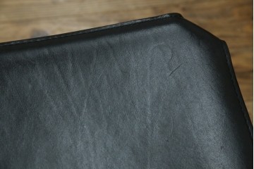 中古　美品　Cassina(カッシーナ)　412　CAB(キャブ)　MARIO BELLINI(マリオベリーニ)　シックでラグジュアリーな雰囲気を高めるアームレスチェア4脚　セット定価約120万円相当　(R-084667)