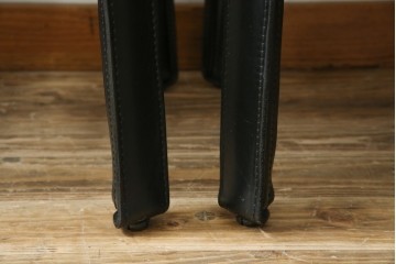 中古　美品　Cassina(カッシーナ)　412　CAB(キャブ)　MARIO BELLINI(マリオベリーニ)　シックでラグジュアリーな雰囲気を高めるアームレスチェア4脚　セット定価約120万円相当　(R-084667)