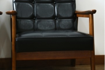 和製ヴィンテージ　オールドカリモク　カリモク家具(karimoku)　合皮製　Kチェア 1シーター 2脚セット(R-084668)