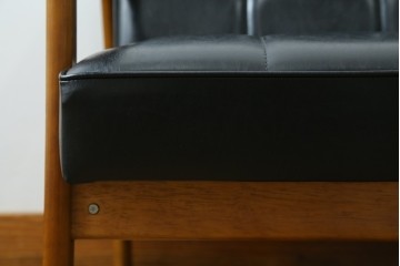 和製ヴィンテージ　オールドカリモク　カリモク家具(karimoku)　合皮製　Kチェア 1シーター 2脚セット(R-084668)