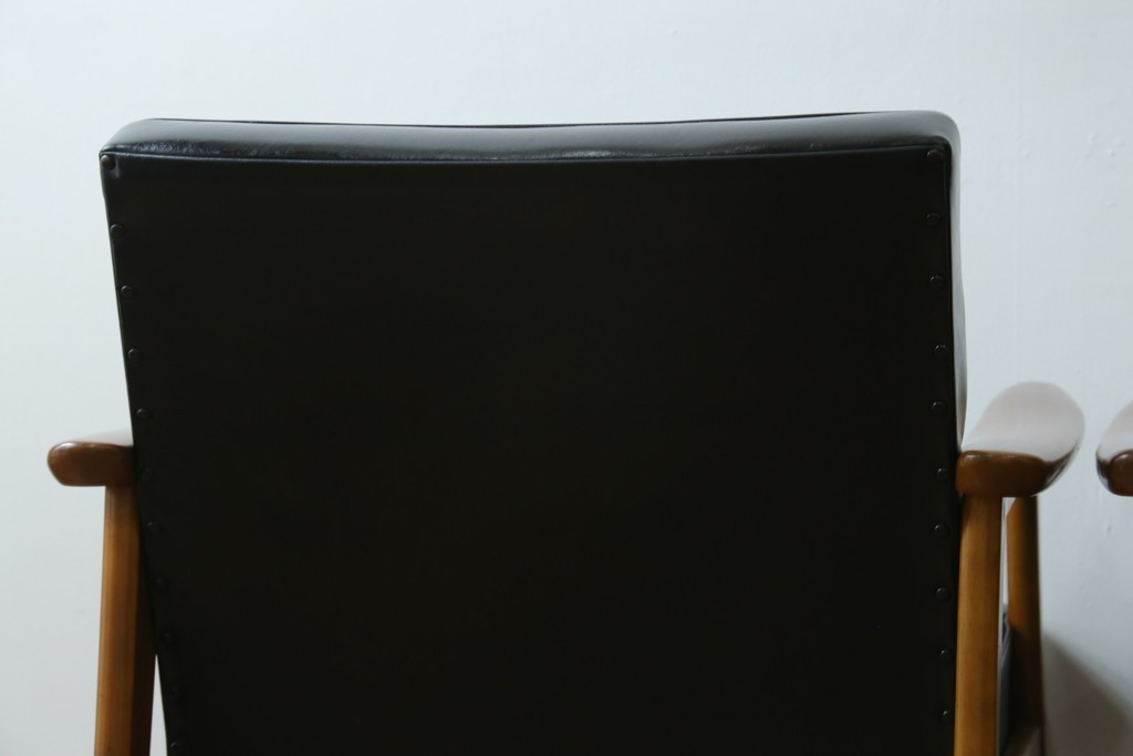 和製ヴィンテージ　オールドカリモク　カリモク家具(karimoku)　合皮製　Kチェア 1シーター 2脚セット(R-084668)