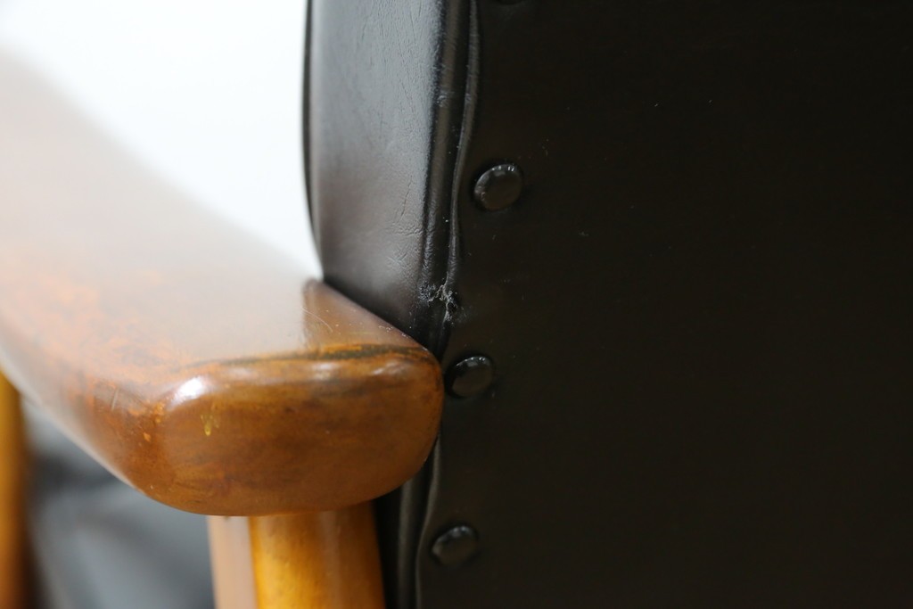 和製ヴィンテージ　オールドカリモク　カリモク家具(karimoku)　合皮製　Kチェア 1シーター 2脚セット(R-084668)