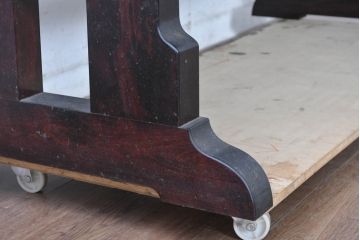 中古　美品　松本民芸家具　C型食卓　クラシックで上品な佇まいが魅力のダイニングテーブル　定価約46万円相当　(R-084670)
