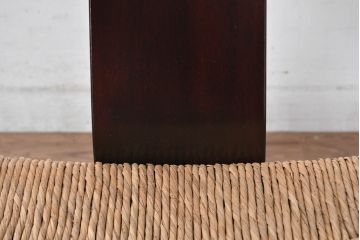 中古　美品　松本民芸家具　#77型曲肘付きイス　ラッシ座(ガマ座)がお洒落な曲肘イス2脚セット(アームチェア、椅子、ダイニングチェア、1Pソファ、1人掛けソファ、一人掛けソファ、バラ売り可能)(定価約55万円)(R-084671)