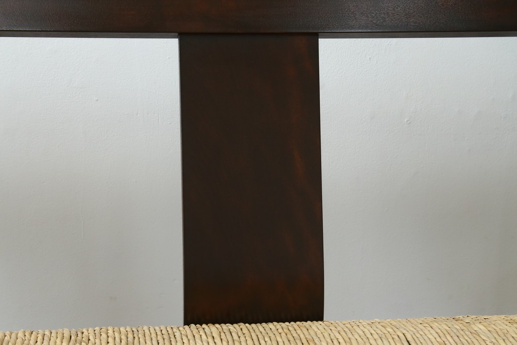 中古　松本民芸家具　#77型　ラッシ座(ガマ座)　和モダンな雰囲気を醸し出す3人掛け曲肘イス　定価約45万円　(R-084672)