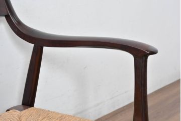 中古　松本民芸家具　#77型　ラッシ座(ガマ座)　和モダンな雰囲気を醸し出す3人掛け曲肘イス(定価約45万円)(アームベンチ、ラッシチェア、3P、三人掛け、椅子、ソファ)(R-084672)