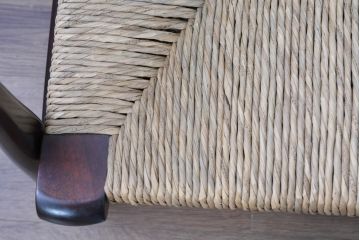 中古　松本民芸家具　#77型　ラッシ座(ガマ座)　和モダンな雰囲気を醸し出す3人掛け曲肘イス(定価約45万円)(アームベンチ、ラッシチェア、3P、三人掛け、椅子、ソファ)(R-084672)