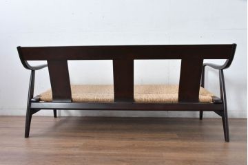 中古　松本民芸家具　#77型　ラッシ座(ガマ座)　和モダンな雰囲気を醸し出す3人掛け曲肘イス(定価約45万円)(アームベンチ、ラッシチェア、3P、三人掛け、椅子、ソファ)(R-084672)