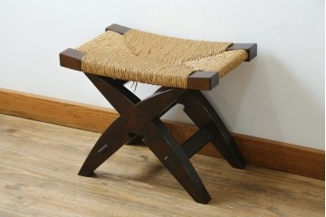 中古　美品　松本民芸家具　ラッシ座面(い草)　和モダンな空間づくりにおすすめの#222鞍型スツール　(R-084674)