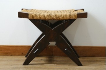 中古　美品　松本民芸家具　ラッシ座面(い草)　和モダンな空間づくりにおすすめの#222鞍型スツール　(R-084674)