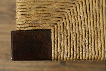 中古　美品　松本民芸家具　ラッシ座面(い草)　和モダンな空間づくりにおすすめの#222鞍型スツール　(R-084674)