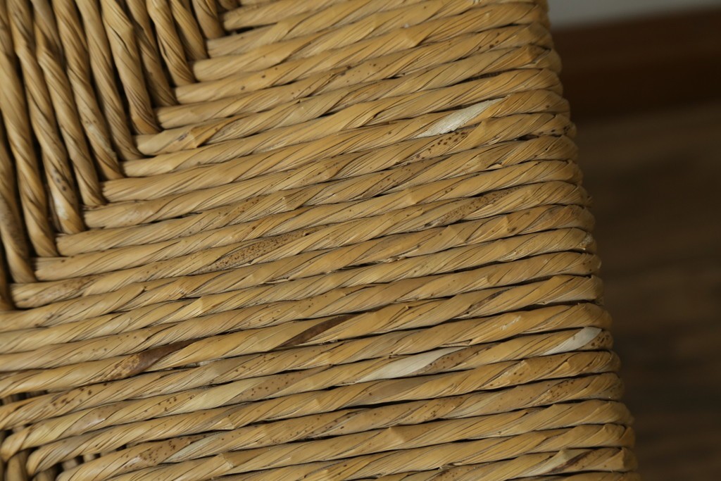 中古　美品　松本民芸家具　ラッシ座面(い草)　和モダンな空間づくりにおすすめの#222鞍型スツール　(R-084674)