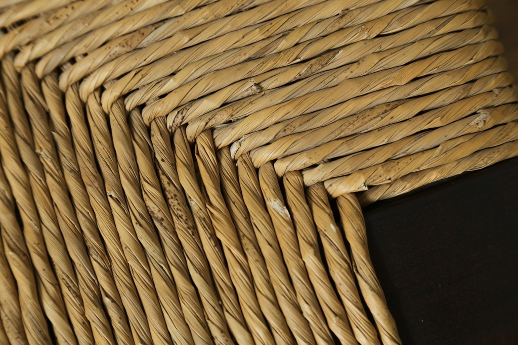 中古　美品　松本民芸家具　ラッシ座面(い草)　和モダンな空間づくりにおすすめの#222鞍型スツール　(R-084674)