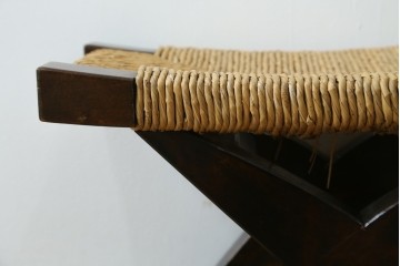 中古　美品　松本民芸家具　ラッシ座面(い草)　和モダンな空間づくりにおすすめの#222鞍型スツール　(R-084674)