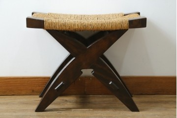 中古　美品　松本民芸家具　ラッシ座面(い草)　和モダンな空間づくりにおすすめの#222鞍型スツール　(R-084674)