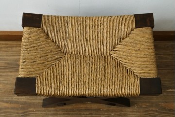 中古　美品　松本民芸家具　ラッシ座面(い草)　和モダンな空間づくりにおすすめの#222鞍型スツール　(R-084675)