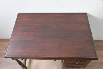 中古　美品!!　松本民芸家具　T型片袖机　美しい木目とクラシカルな佇まいが魅力的なデスク　定価約42万円相当　(R-084676)