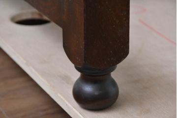中古　美品!!　松本民芸家具　T型片袖机　美しい木目とクラシカルな佇まいが魅力的なデスク　定価約42万円相当　(R-084676)