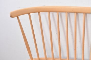 イギリス　希少なビンテージ品　ERCOL(アーコール)　MARGARET HOWELL(マーガレット・ハウエル)　エルム材・ビーチ材　北欧・ナチュラルインテリアにおすすめ!木のぬくもりと優しいフォルムが魅力のラブシート(R-084677)