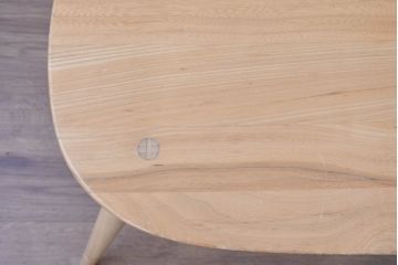 イギリス　希少なビンテージ品　ERCOL(アーコール)　MARGARET HOWELL(マーガレット・ハウエル)　エルム材・ビーチ材　北欧・ナチュラルインテリアにおすすめ!木のぬくもりと優しいフォルムが魅力のラブシート(R-084677)