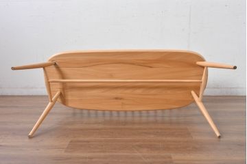 イギリス　希少なビンテージ品　ERCOL(アーコール)　MARGARET HOWELL(マーガレット・ハウエル)　エルム材・ビーチ材　北欧・ナチュラルインテリアにおすすめ!木のぬくもりと優しいフォルムが魅力のラブシート(R-084677)