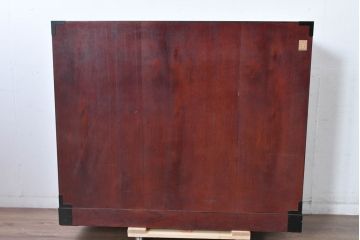 中古　美品　仙台民芸箪笥　欅産業　漆塗り　立派な杢目と牡丹があしらわれた装飾金具が美しい仙台箪笥　定価約60万円相当　(R-084679)