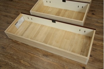 中古　仙台民芸箪笥　欅産業　漆塗り　立派な杢目と牡丹があしらわれた装飾金具が美しい仙台箪笥　定価約60万円相当　(R-084679)