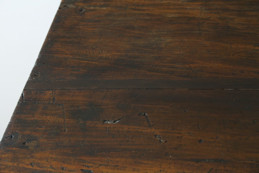 韓国アンティーク　松材　多彩な金具装飾が存在感を放つバンダチ　(R-084681)