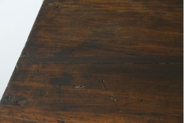 韓国アンティーク　松材　多彩な金具装飾が存在感を放つバンダチ　(R-084681)