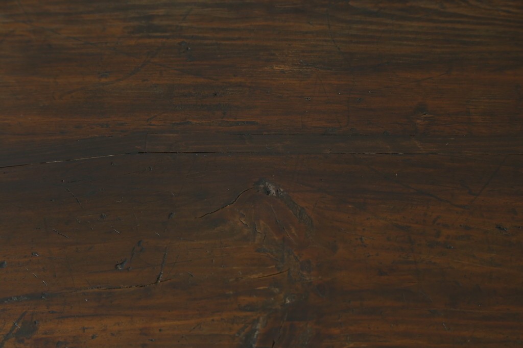 韓国アンティーク　松材　多彩な金具装飾が存在感を放つバンダチ　(R-084681)