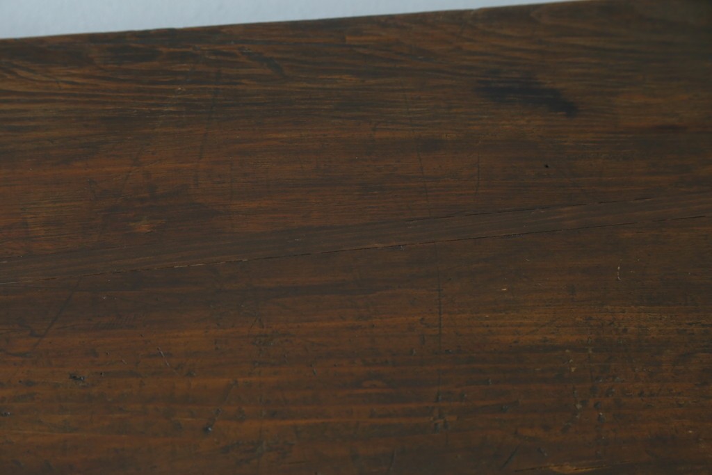 韓国アンティーク　松材　多彩な金具装飾が存在感を放つバンダチ　(R-084681)