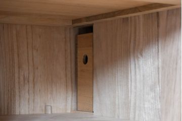 中古　会津松本(會津松本)　東西館　牡丹金具が上品な会津桐箪笥(桐たんす、小箪笥、和タンス、衣装箪笥、収納箪笥)(定価約49万円)(R-084682)