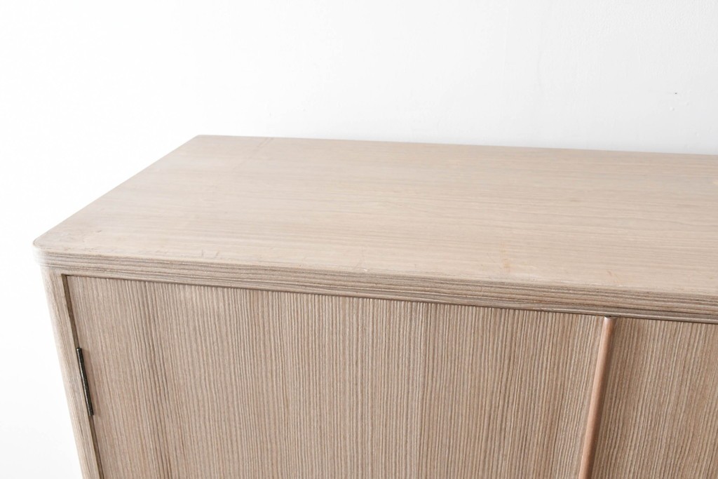 中古　伝統工芸士　田澤謙介作　引き手金具の繊細な意匠が目を惹く加茂総桐箪笥　(R-084683)