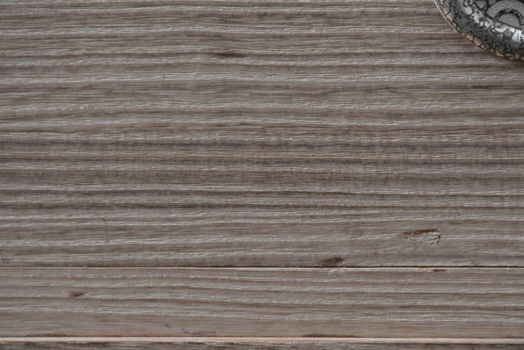 中古　伝統工芸士　田澤謙介作　引き手金具の繊細な意匠が目を惹く加茂総桐箪笥　(R-084683)