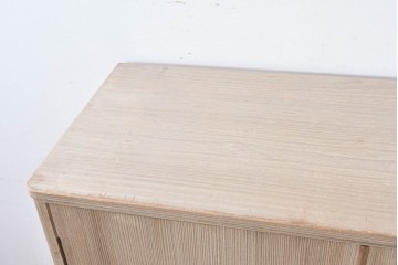 中古　伝統工芸士　田澤謙介作　引き手金具の繊細な意匠が目を惹く加茂総桐箪笥(着物箪笥)　(R-084684)