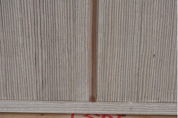 中古　伝統工芸士　田澤謙介作　引き手金具の繊細な意匠が目を惹く加茂総桐箪笥(着物箪笥)　(R-084684)