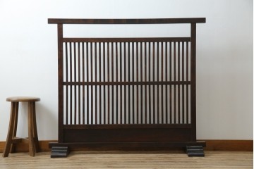 中古　美品　松本民芸家具　和の趣溢れる佇まいが魅力のC型衝立て　定価約18万円相当　(R-084686)