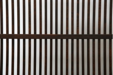 中古　美品　松本民芸家具　和の趣溢れる佇まいが魅力のC型衝立て　定価約18万円相当　(R-084686)