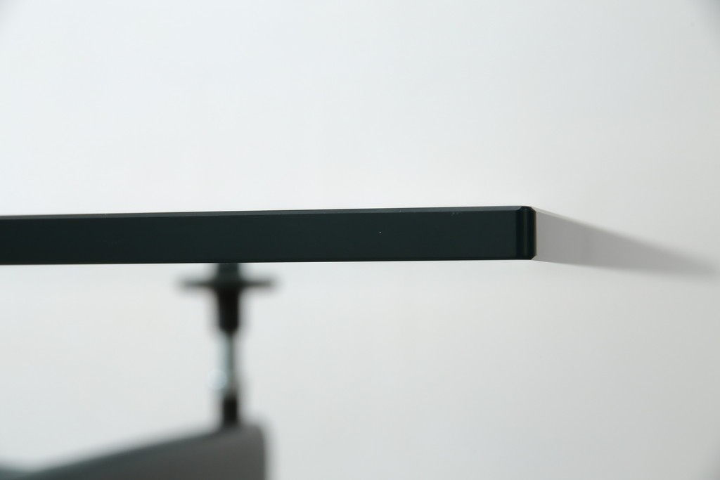 中古　美品　Cassina(カッシーナ)　LC6　スタイリッシュなダイニングテーブル　定価約110万円　(R-084687)