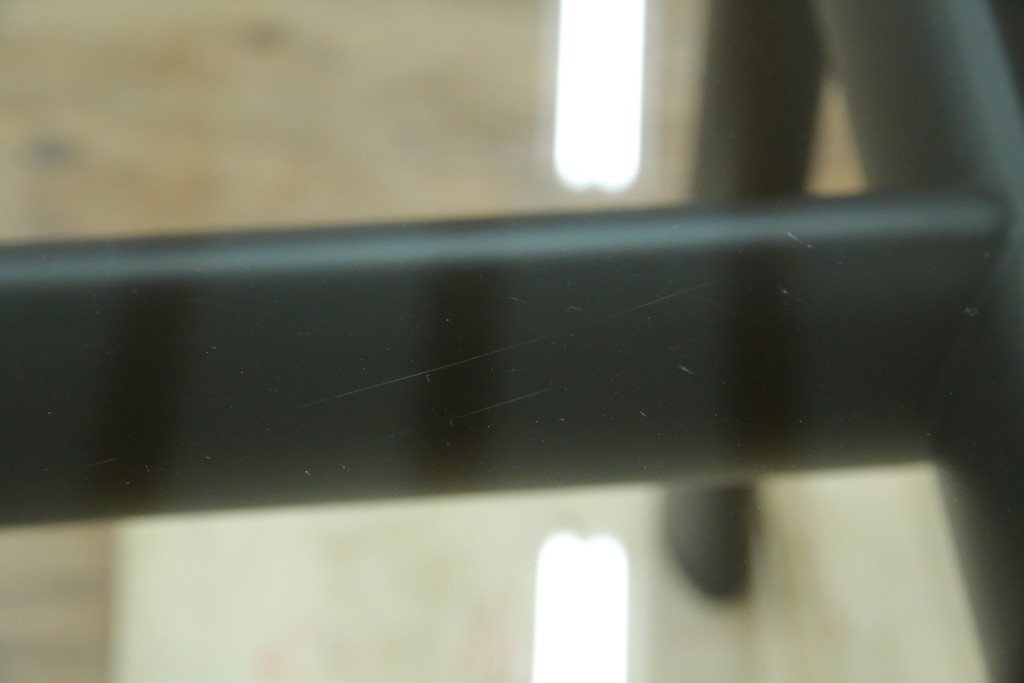 中古　美品　Cassina(カッシーナ)　LC6　スタイリッシュなダイニングテーブル　定価約110万円　(R-084687)