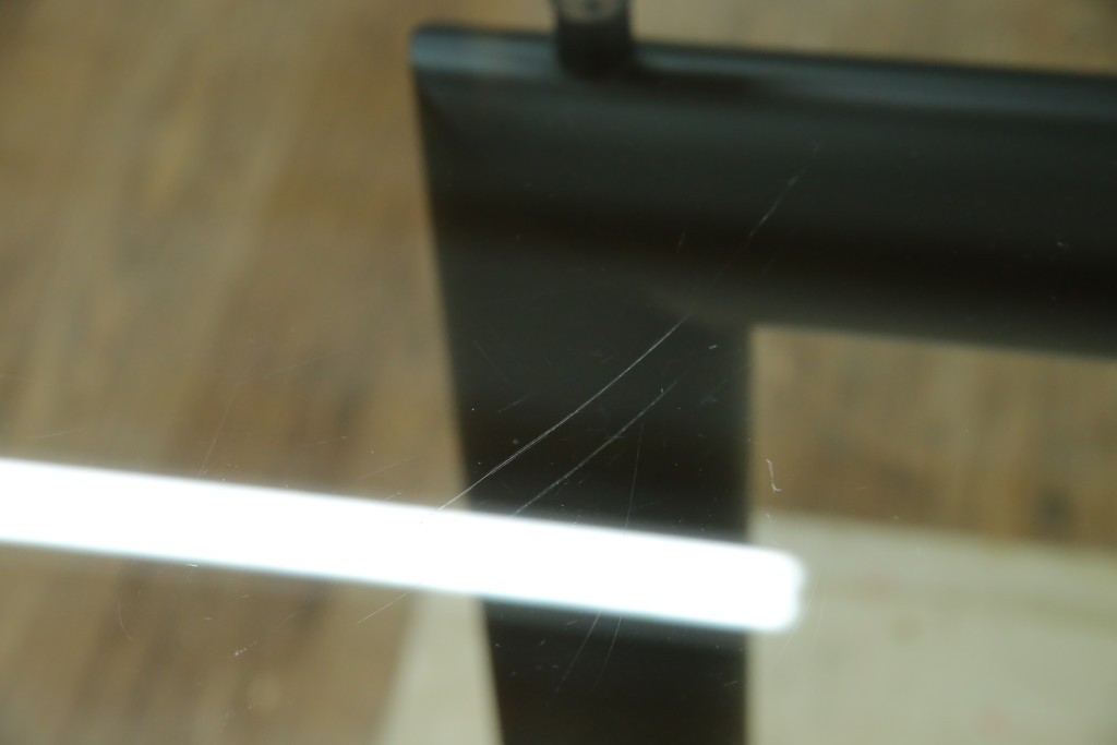 中古　美品　Cassina(カッシーナ)　LC6　スタイリッシュなダイニングテーブル　定価約110万円　(R-084687)