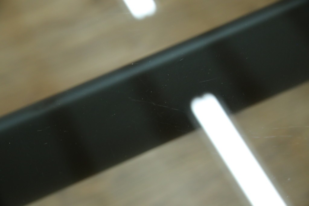 中古　美品　Cassina(カッシーナ)　LC6　スタイリッシュなダイニングテーブル　定価約110万円　(R-084687)